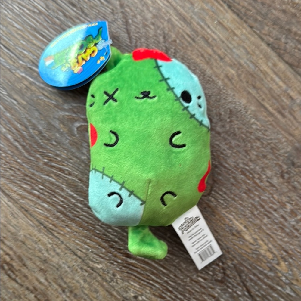 NWT Cats vs. Pickles 4” Bean - Zombie Cat #033 - Rare & Hard to Find Plush